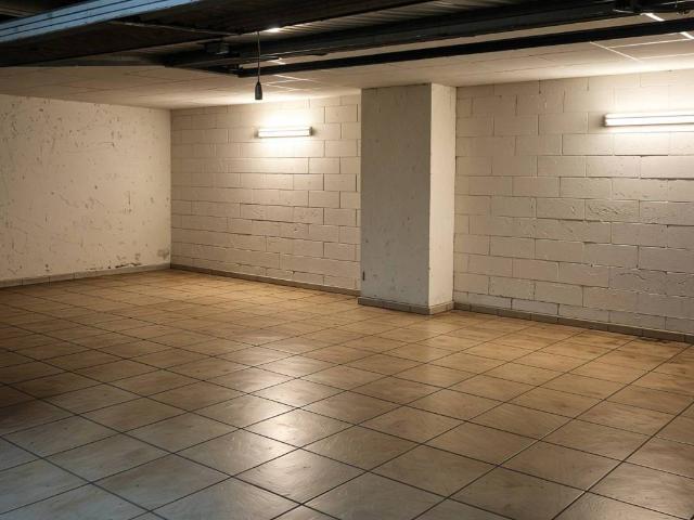 Box / Garage in vendita a Milano MI