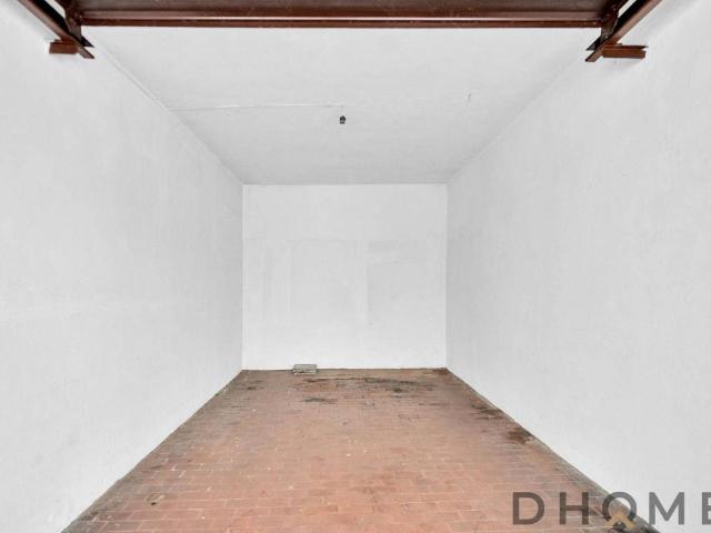Box / Garage in vendita a Milano MI