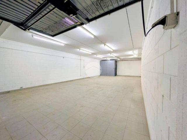 Box / Garage in vendita a Milano MI