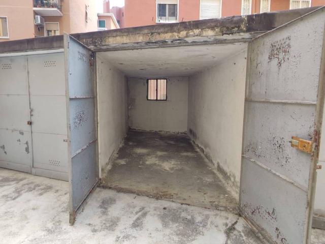 Box / Garage in vendita a Milano MI