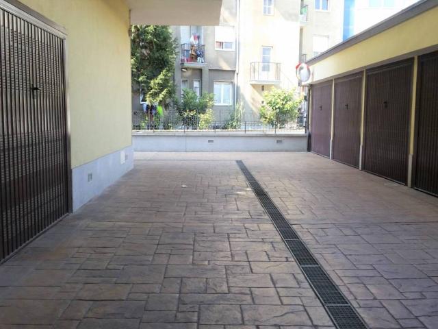 Box / Garage in vendita a Milano MI