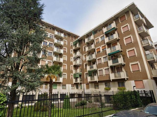 Box / Garage in vendita a Milano MI