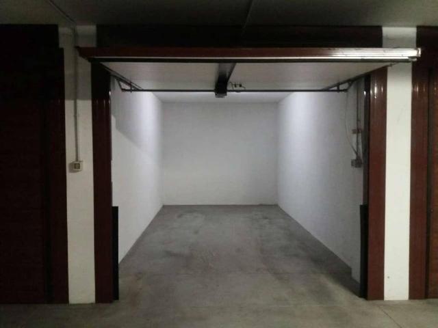 Box / Garage in vendita a Milano MI