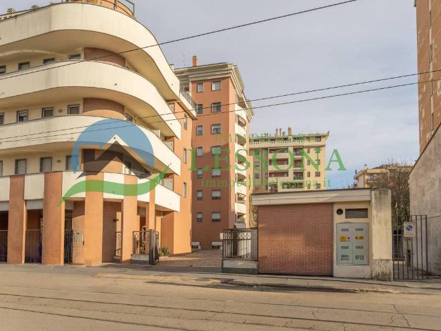 Box / Garage in vendita a Milano MI