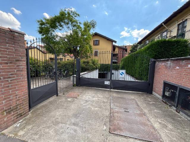 Box / Garage in vendita a Milano MI