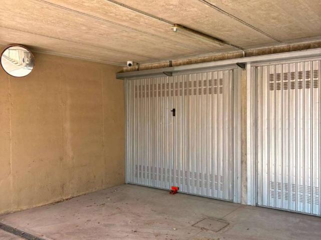 Box / Garage in vendita a Milano MI