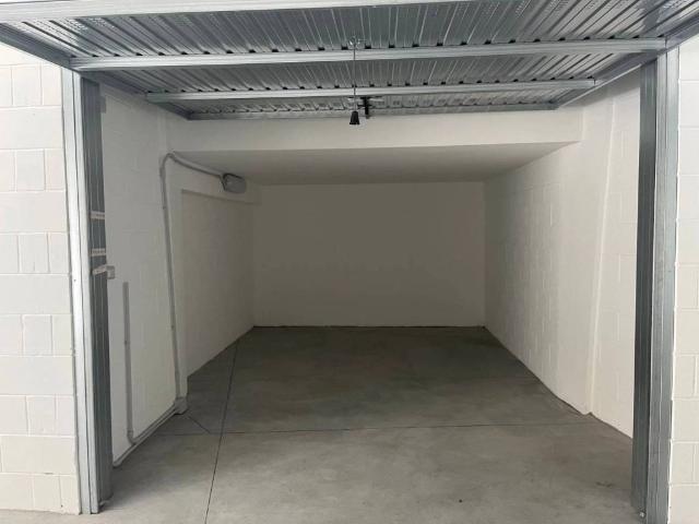 Box / Garage in vendita a Milano MI