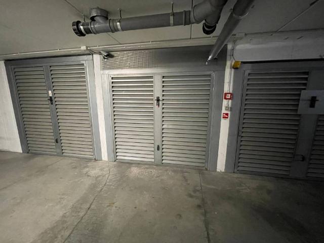 Box / Garage in vendita a Milano MI