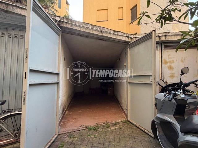 Box / Garage in vendita a Milano MI
