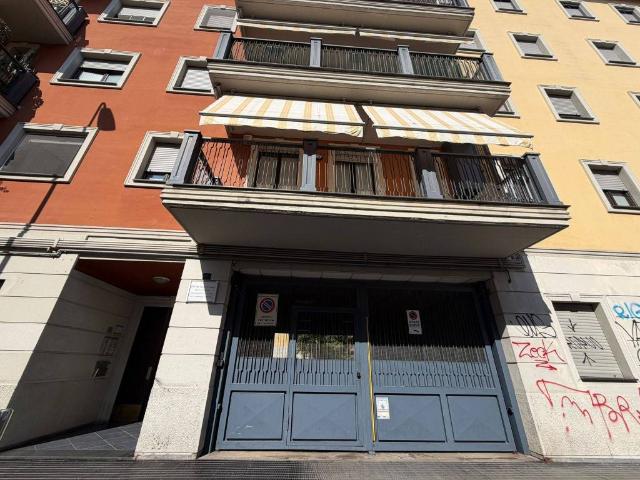 Box / Garage in vendita a Milano MI