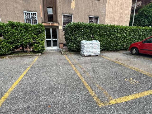 Box / Garage in vendita a Milano MI