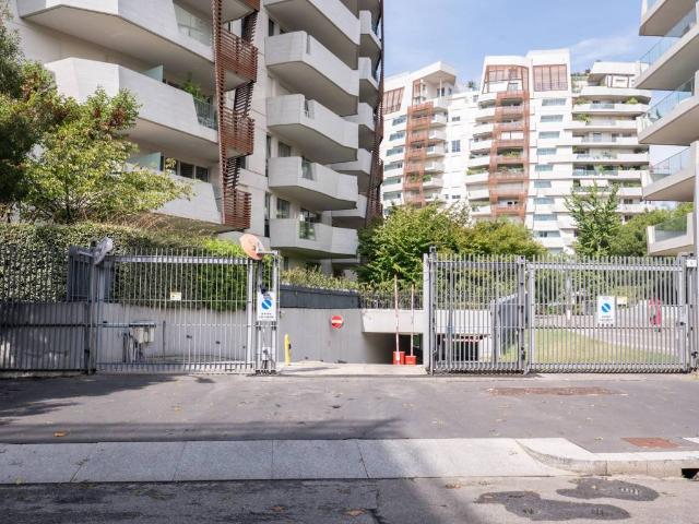 Box / Garage in vendita a Milano MI