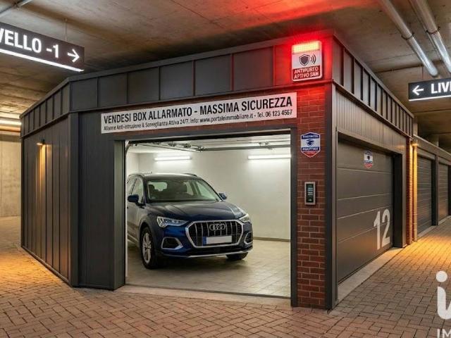 Box / Garage in vendita a Milano MI