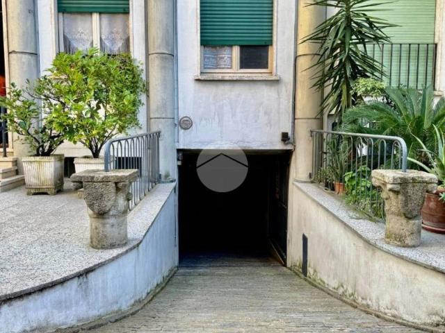 Box / Garage in vendita a Milano MI