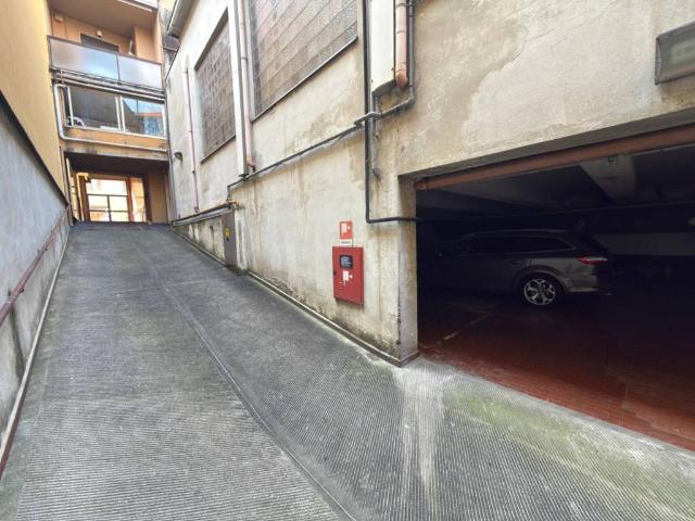 Box / Garage in vendita a Milano MI