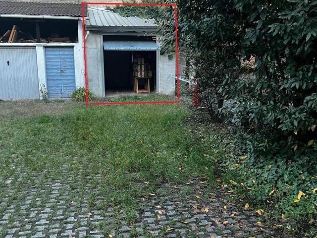Box / Garage in vendita a Milano MI