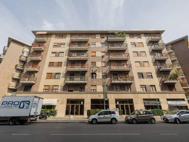 Box / Garage in vendita a Milano MI