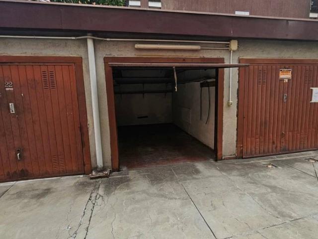 Box / Garage in vendita a Milano MI