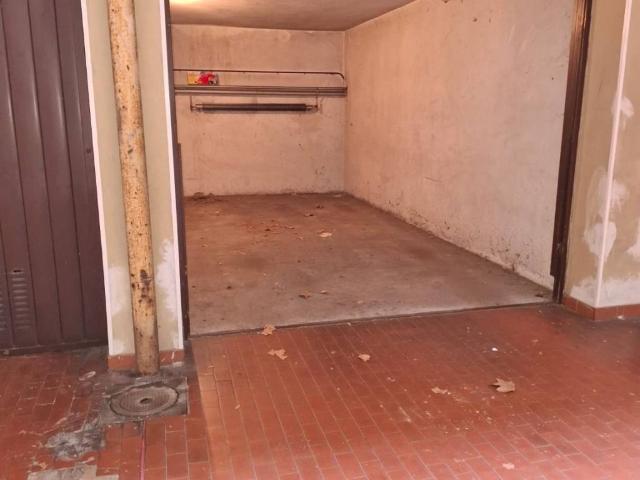 Box / Garage in vendita a Milano MI