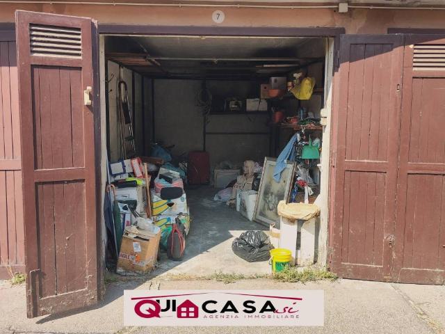 Box / Garage in vendita a Milano MI