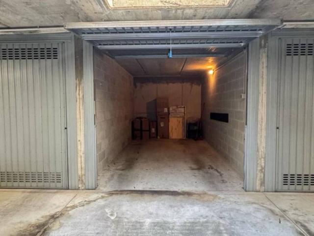 Box / Garage in vendita a Milano MI
