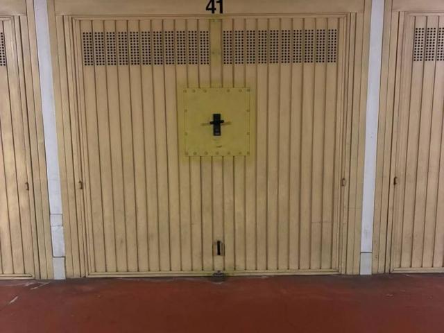Box / Garage in vendita a Milano MI