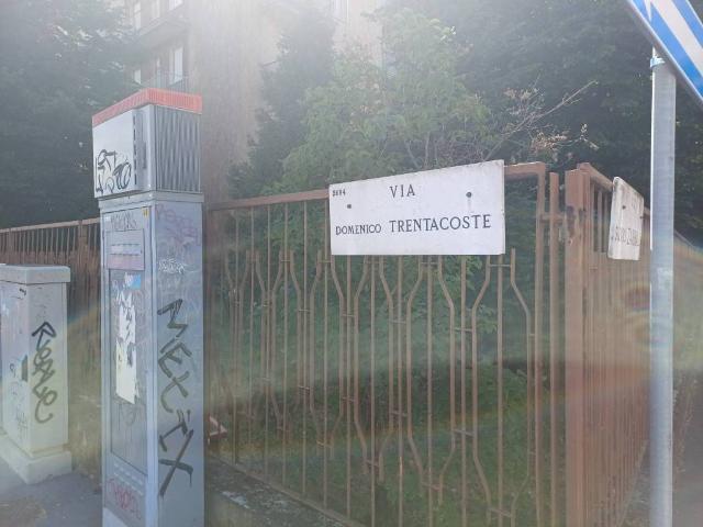 Box / Garage in vendita a Milano MI