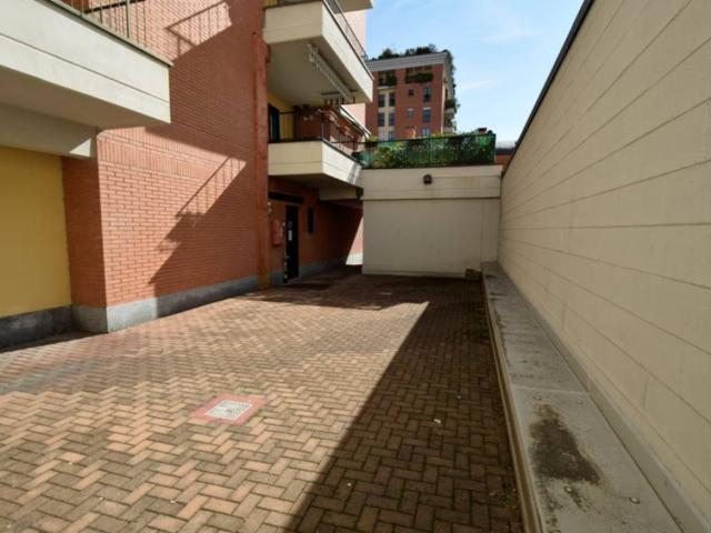 Box / Garage in vendita a Milano MI