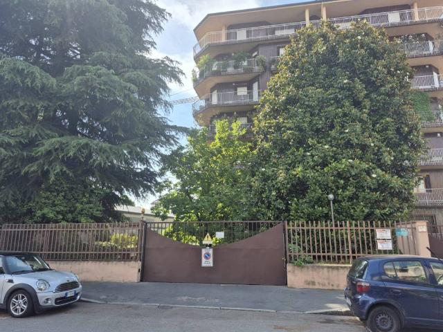 Box / Garage in vendita a Milano MI