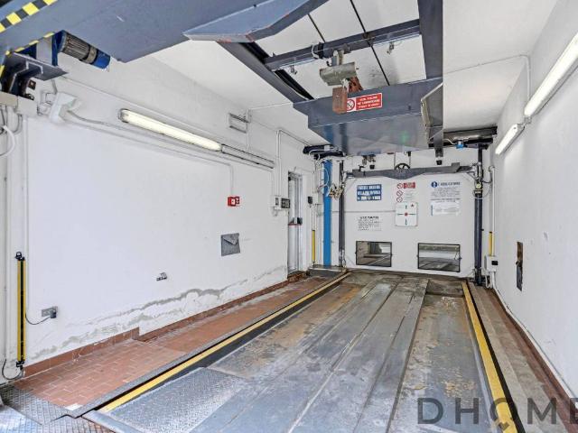 Box / Garage in vendita a Milano MI