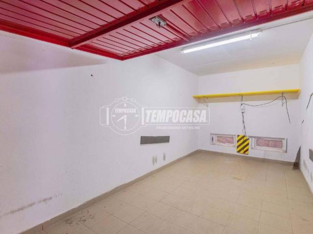 Box / Garage in vendita a Milano MI
