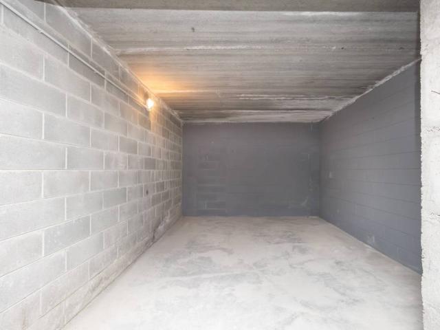 Box / Garage in vendita a Milano MI