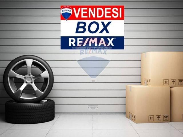 Box / Garage in vendita a Milano MI