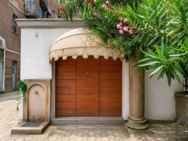 Box / Garage in vendita a Milano MI