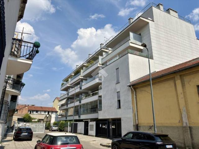 Box / Garage in vendita a Milano MI