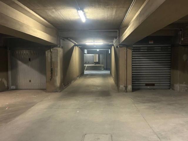 Box / Garage in vendita a Milano MI