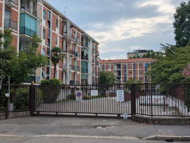 Box / Garage in vendita a Milano MI