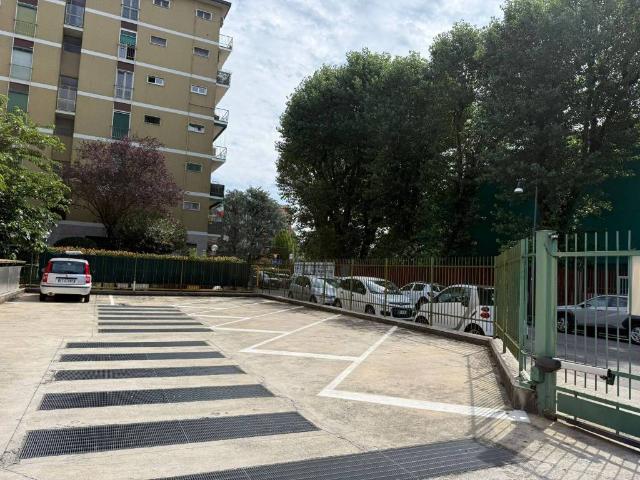 Box / Garage in vendita a Milano MI