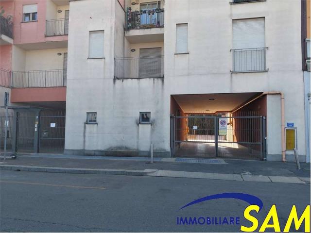 Box / Garage in vendita a Milano MI
