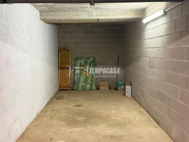 Box / Garage in vendita a Milano MI