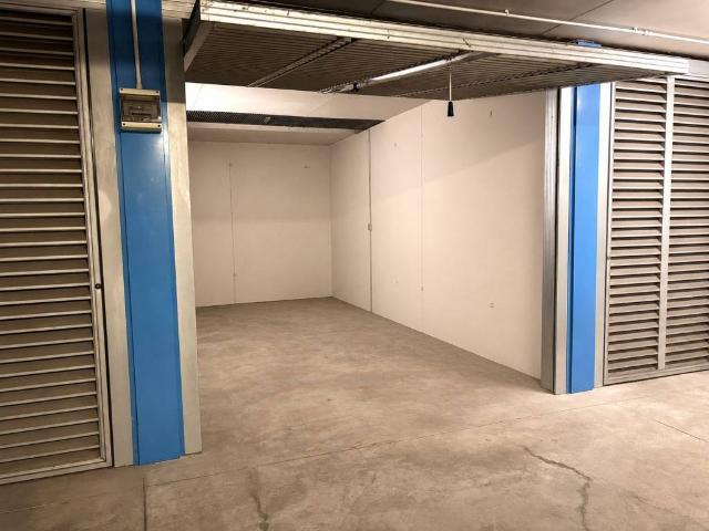 Box / Garage in vendita a Milano MI