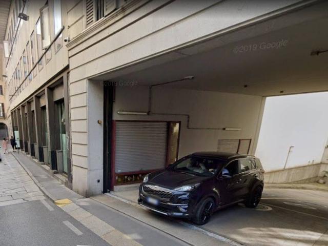 Box / Garage in vendita a Milano MI