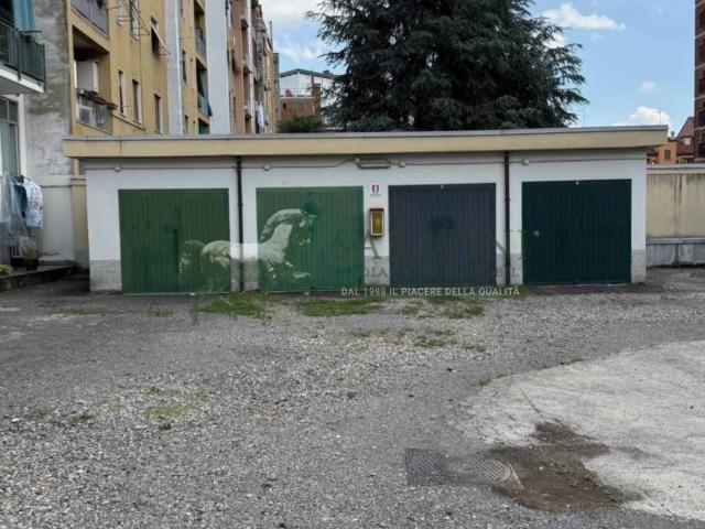 Box / Garage in vendita a Milano MI
