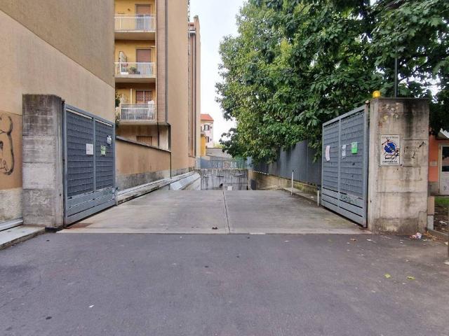 Box / Garage in vendita a Milano MI