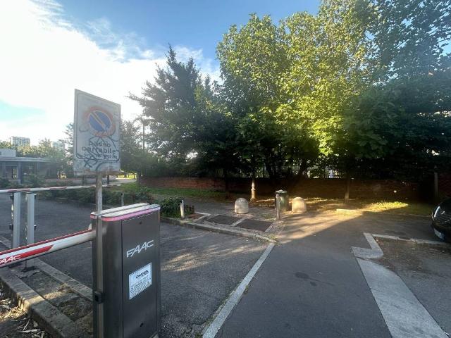 Box / Garage in vendita a Milano MI