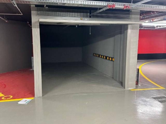 Box / Garage in vendita a Milano MI