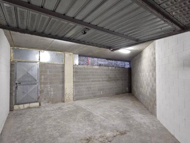 Box / Garage in vendita a Milano MI