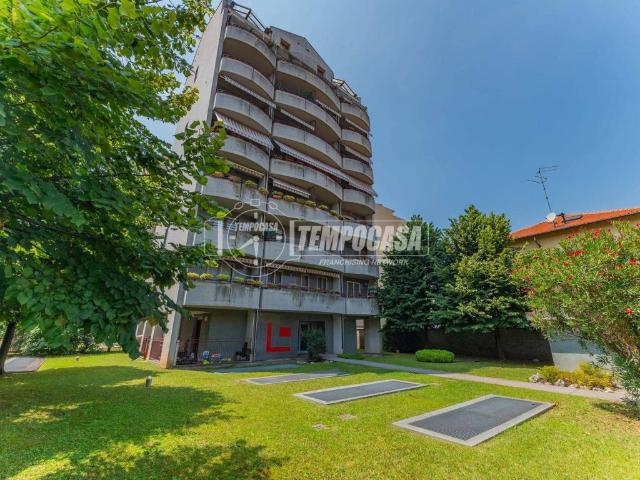 Box / Garage in vendita a Milano MI