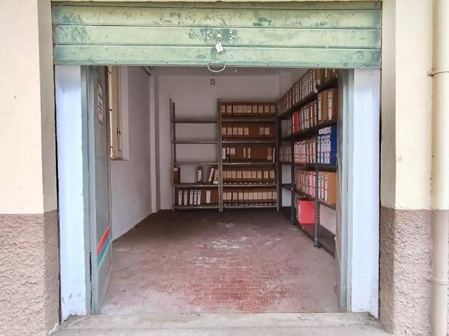 Box / Garage in vendita a Montesilvano PE