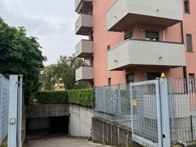 Box / Garage in vendita a Monza MB